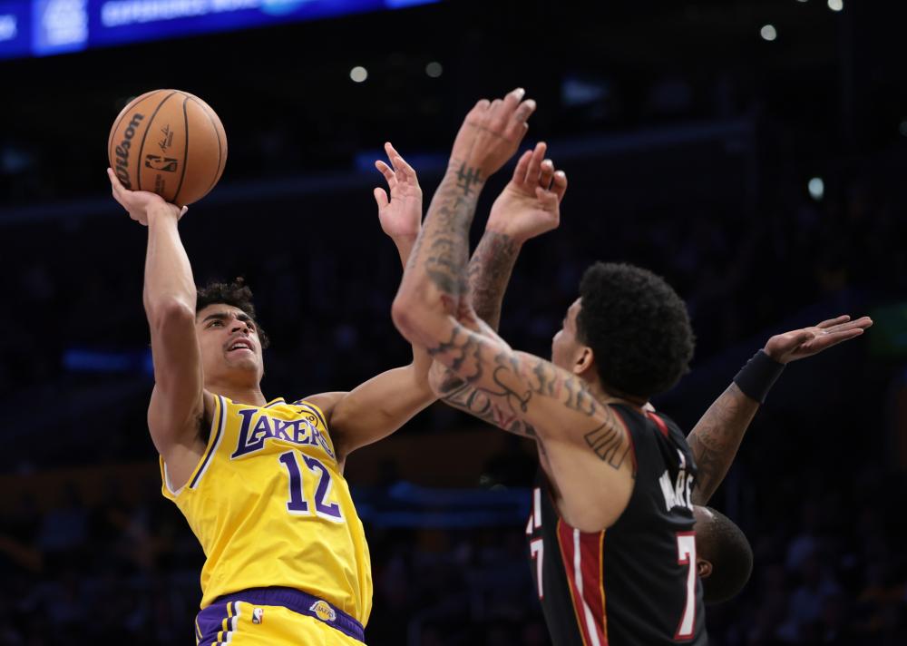 当詹姆斯公 当詹姆斯公