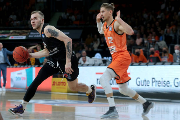 战术博弈 战术博弈