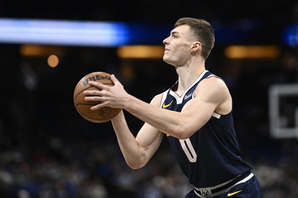 现了极强的 现了极强的